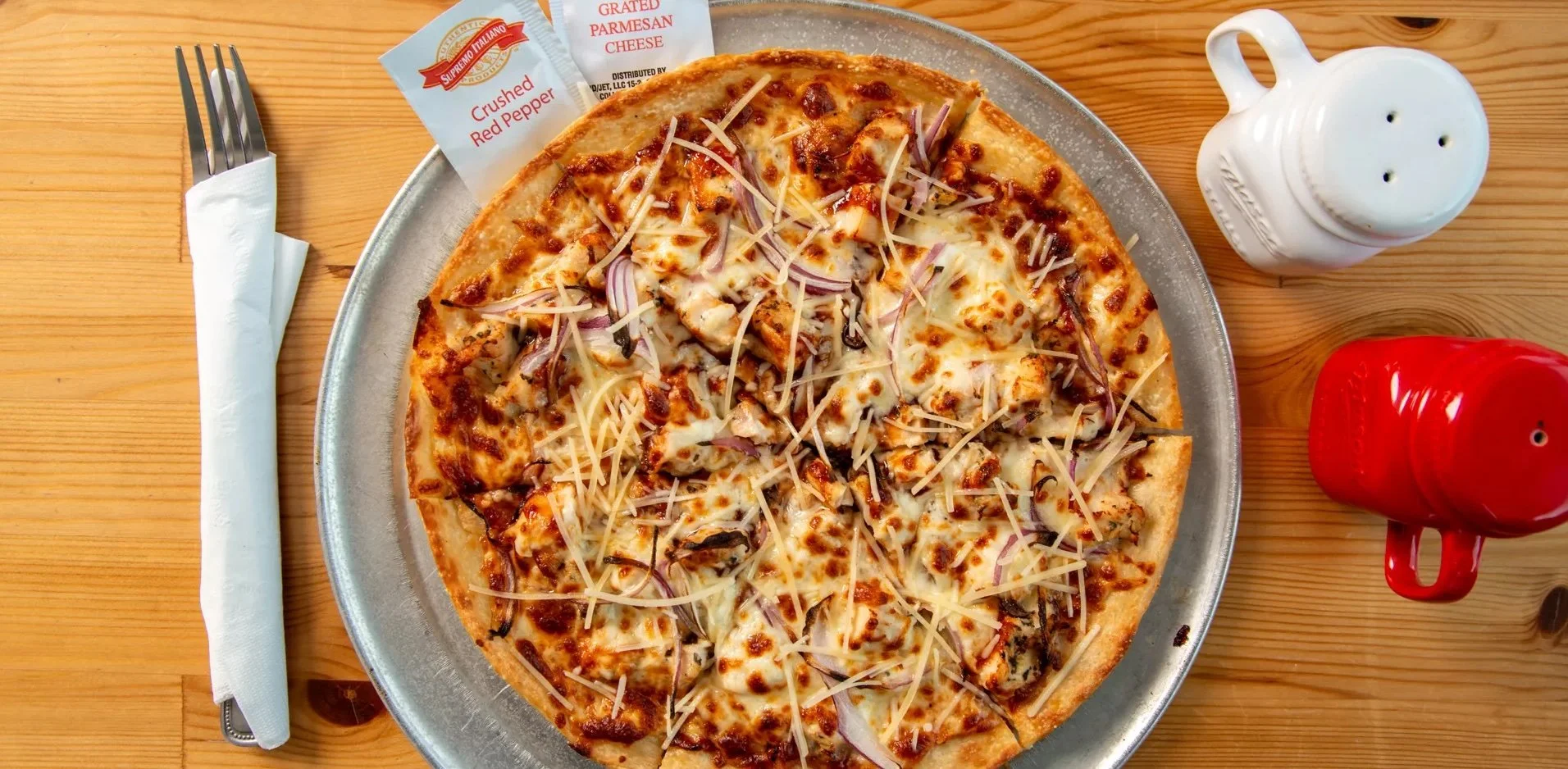 Fresh halal pizza in Seattle served at Castello Pizza & Pasta, a women-owned Italian restaurant offering halal dishes upon request.